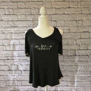 Off the shoulder flowy t shirt